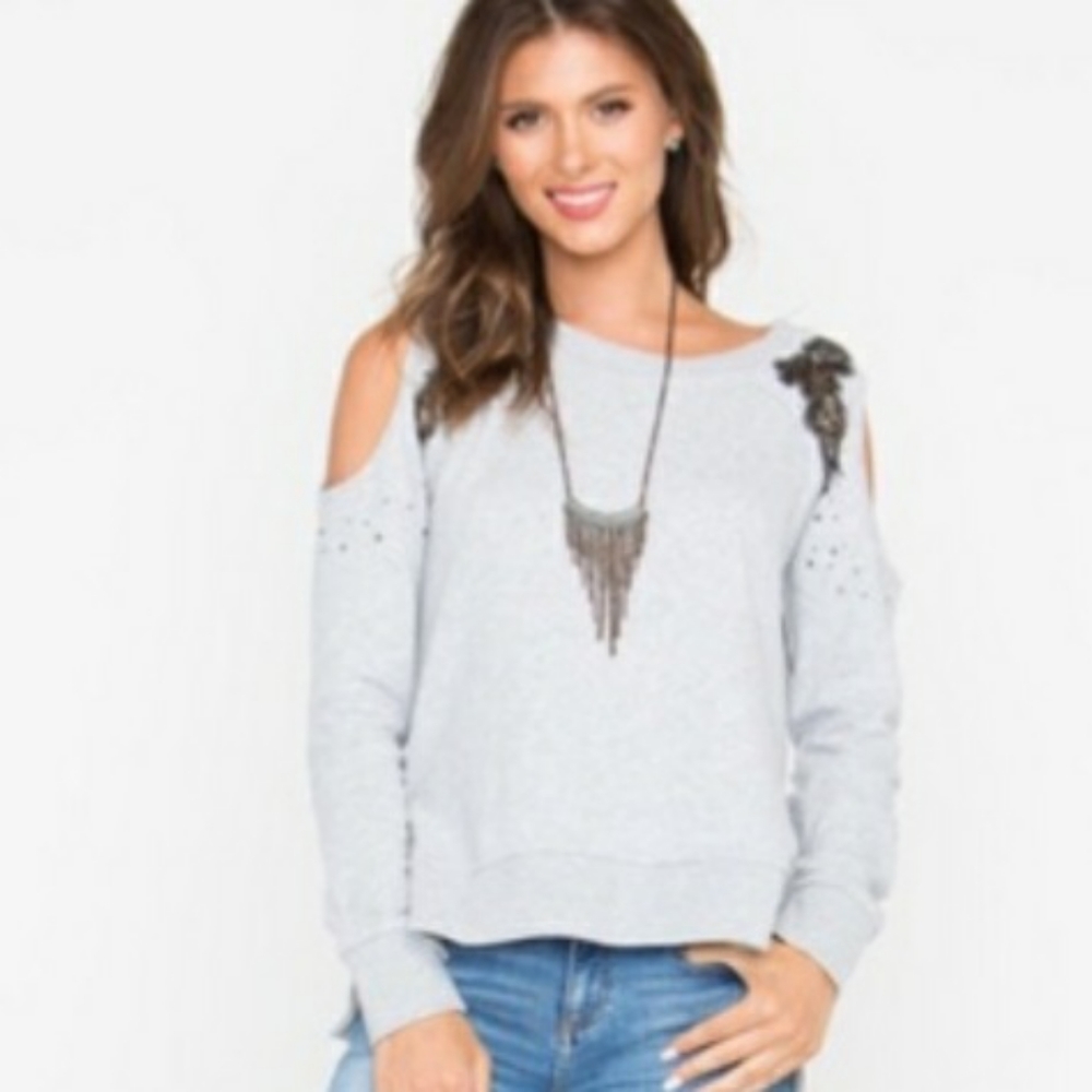 Shyanne Cold Shoulder Embellished Topo